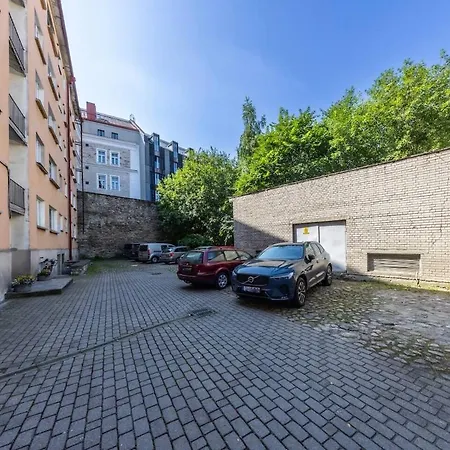 Old Town, Next To Town Hall Square, Quiet, Infrared Sauna * Tallinn