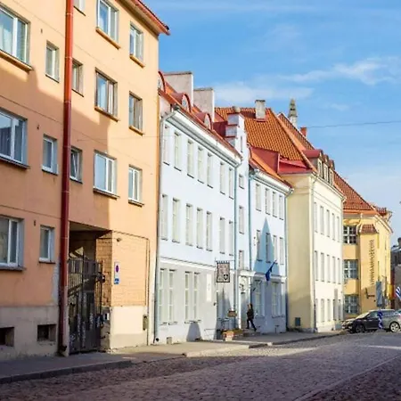شقة Old Town, Next To Town Hall Square, Quiet, Infrared Sauna