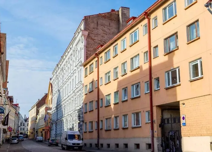 Old Town, Next To Town Hall Square, Quiet, Infrared Sauna Apartman Tallinn